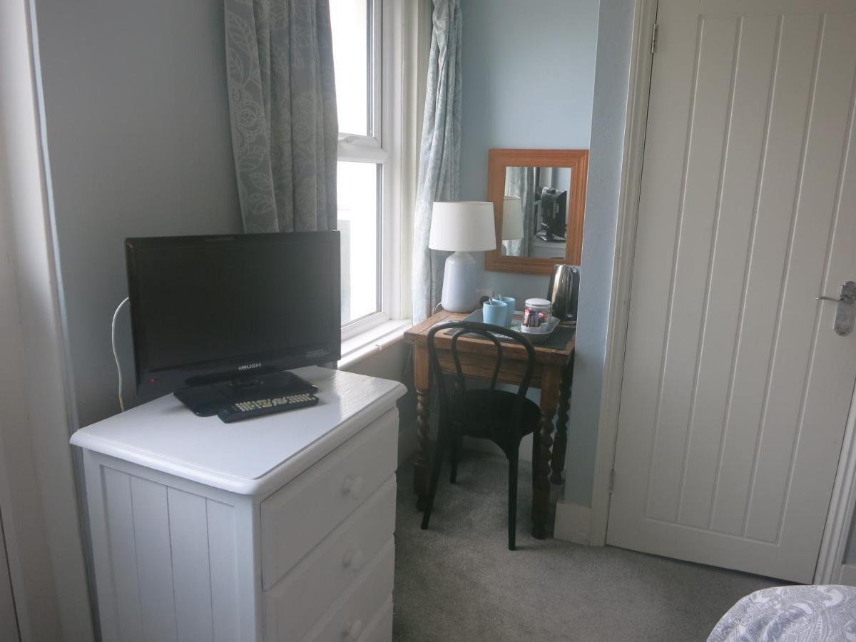 Marine View Guest House Worthing Bagian luar foto