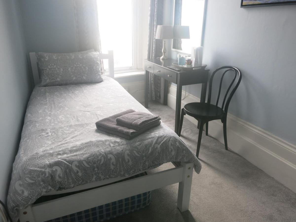 Marine View Guest House Worthing Bagian luar foto