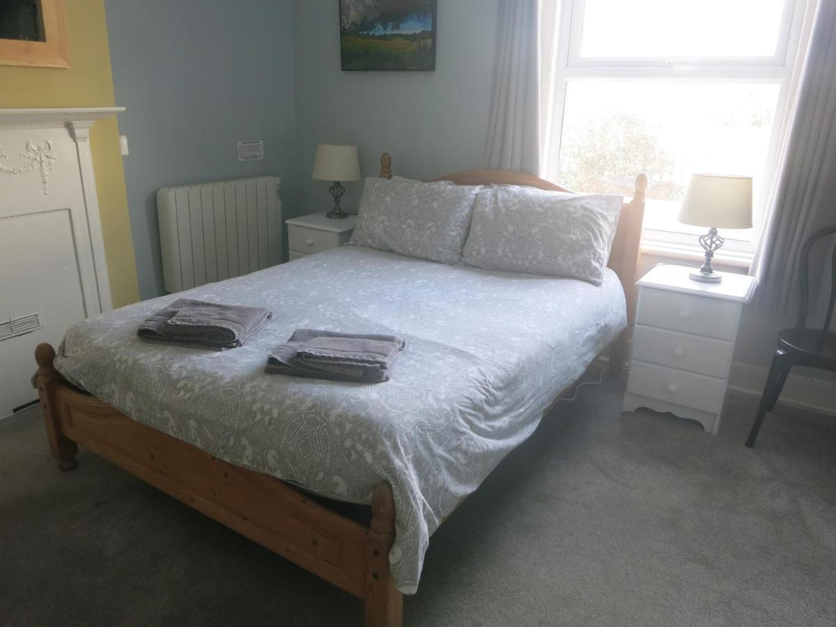 Marine View Guest House Worthing Bagian luar foto