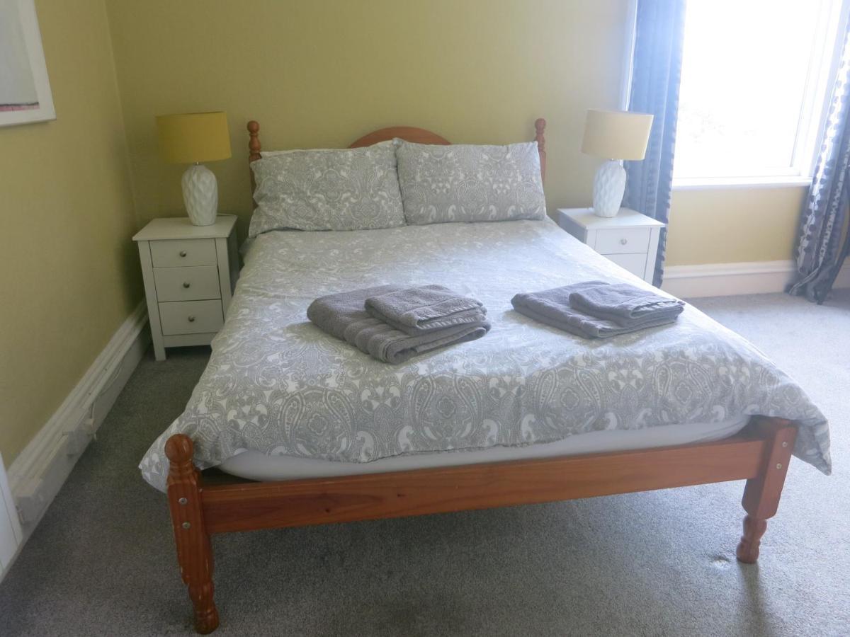 Marine View Guest House Worthing Bagian luar foto